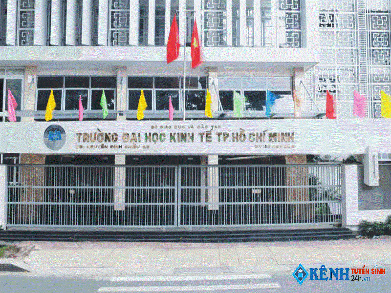Đại Học Kinh Tế TPHCM Học Phí